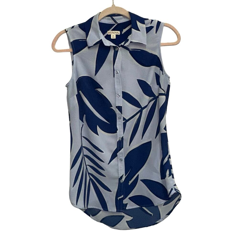 Merona Sleeveless Button Front Blouse XS Blue White Tropical Leaf Print Top